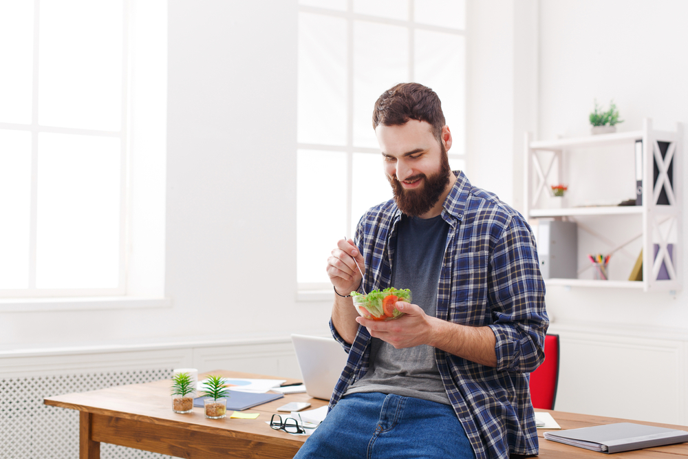 Photograph supporting meals and hydration habits